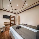 Apartament White House Mişcolţ