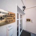 Apartament White House *
