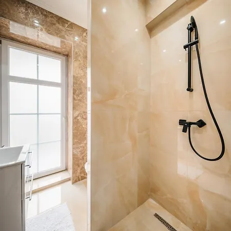 White House Appartement Miskolc