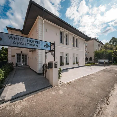 Apartament White House Mişcolţ
